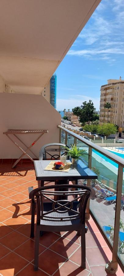 Elegante Alojamiento Con Piscina A 200 M Del Mar. Appartamento Benalmádena Esterno foto